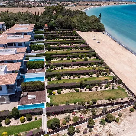 Mazatos Beachfront Gardens - With Garden View And Private Pool - Stunning & Tranquil Retreat - 3 Bedrooms *